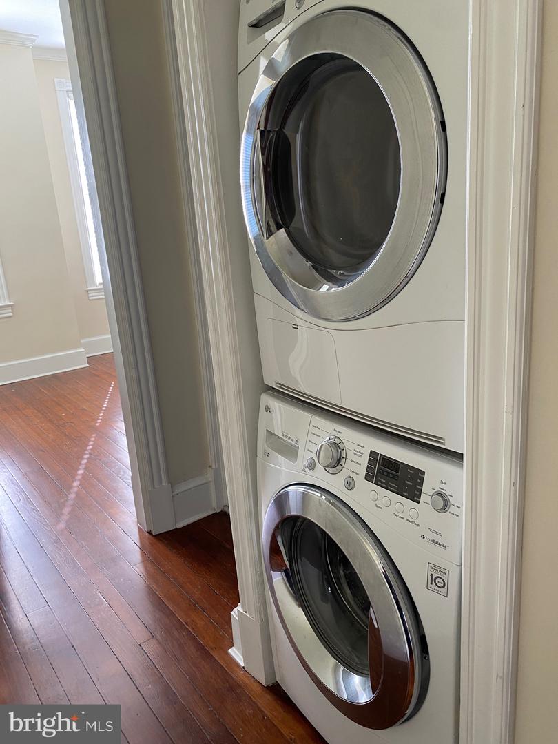 630 C ST SE, WASHINGTON, District Of Columbia 20003, 3 Bedrooms Bedrooms, ,2 BathroomsBathrooms,Residential,For sale,630 C ST SE,DCDC2244564 MLS # DCDC2244564