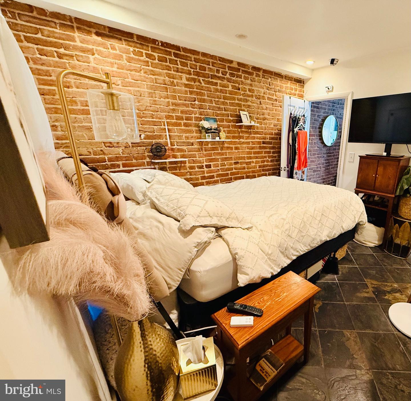 630 C ST SE, WASHINGTON, District Of Columbia 20003, 3 Bedrooms Bedrooms, ,2 BathroomsBathrooms,Residential,For sale,630 C ST SE,DCDC2244564 MLS # DCDC2244564