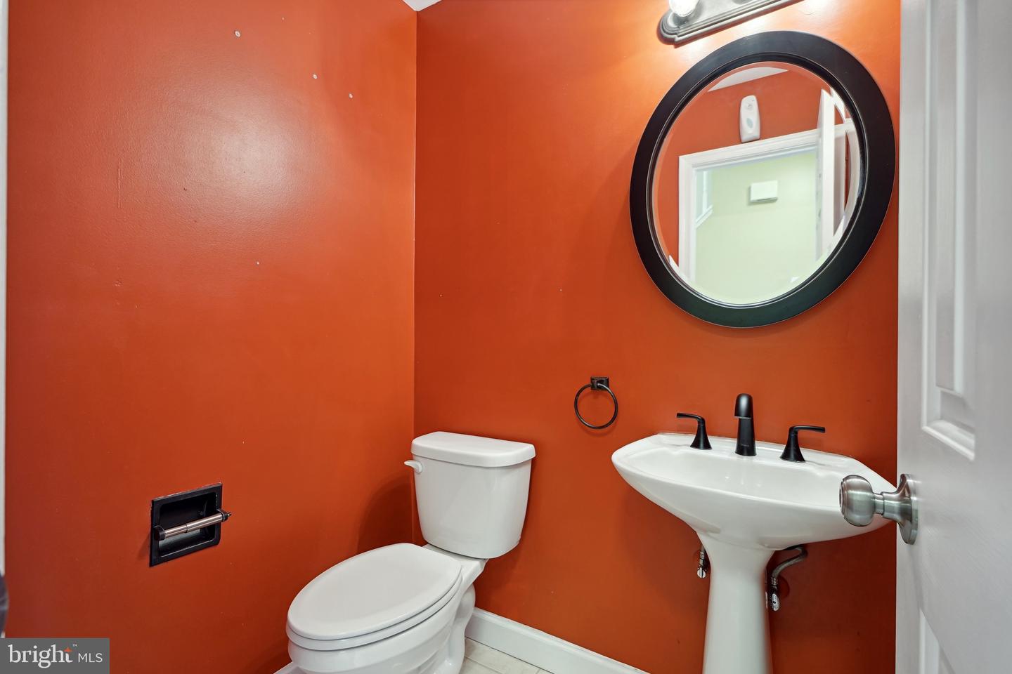 5406 LOMAX WAY, WOODBRIDGE, Virginia 22193, 5 Bedrooms Bedrooms, ,3 BathroomsBathrooms,Residential,For sale,5406 LOMAX WAY,VAPW2111838 MLS # VAPW2111838