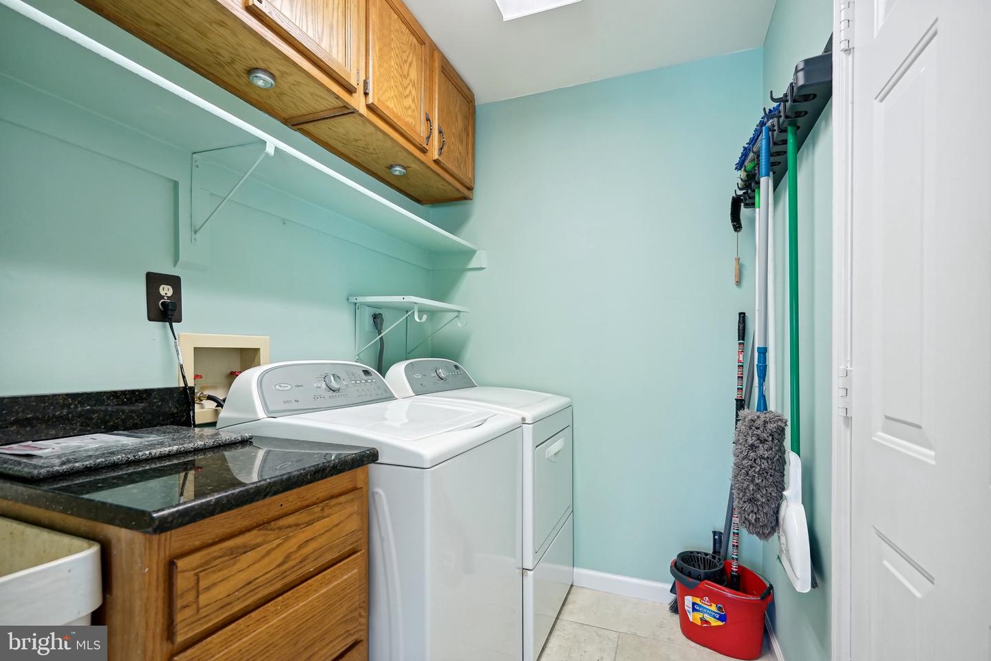 5406 LOMAX WAY, WOODBRIDGE, Virginia 22193, 5 Bedrooms Bedrooms, ,3 BathroomsBathrooms,Residential,For sale,5406 LOMAX WAY,VAPW2111838 MLS # VAPW2111838