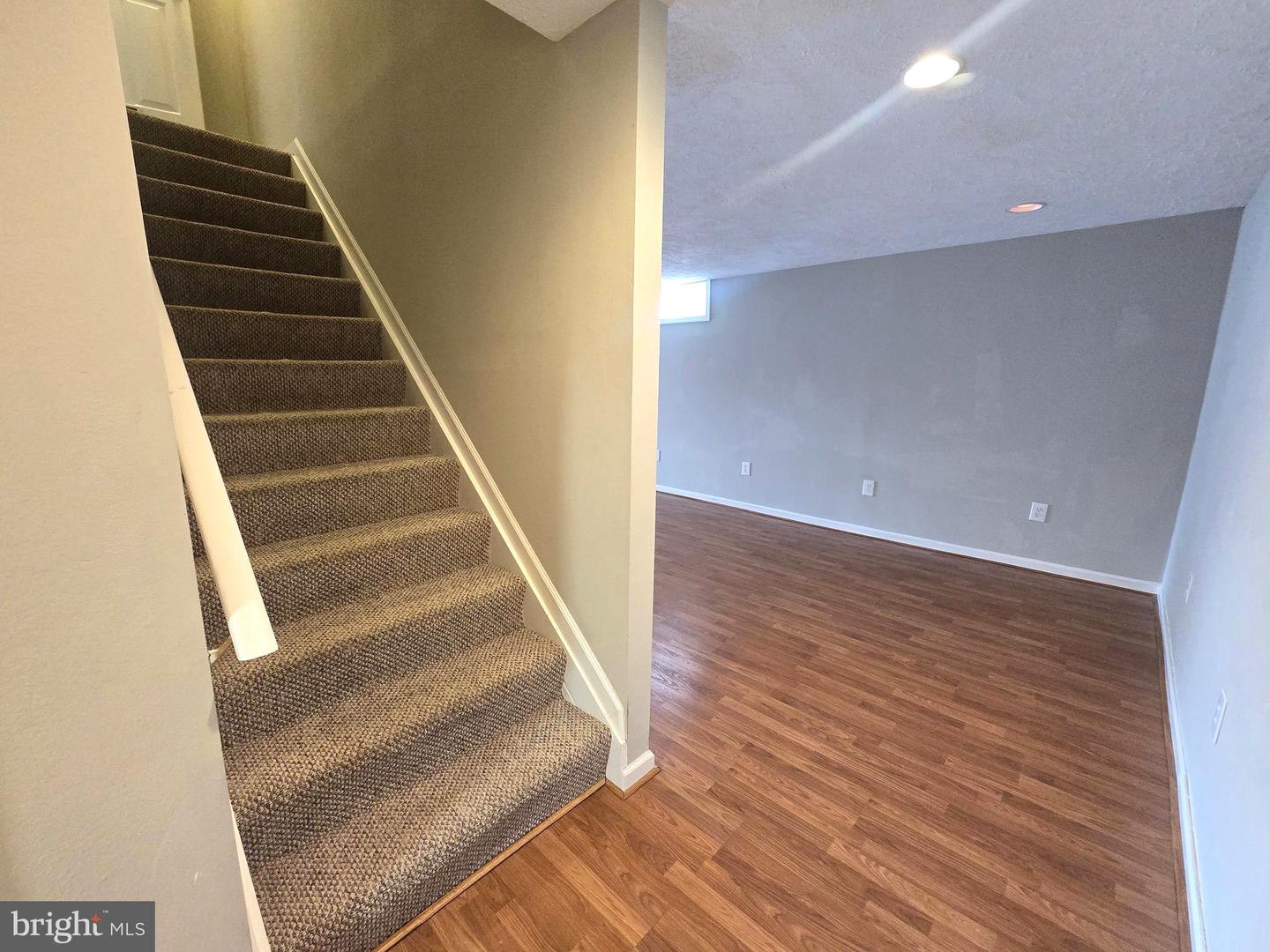 5406 LOMAX WAY, WOODBRIDGE, Virginia 22193, 5 Bedrooms Bedrooms, ,3 BathroomsBathrooms,Residential,For sale,5406 LOMAX WAY,VAPW2111838 MLS # VAPW2111838