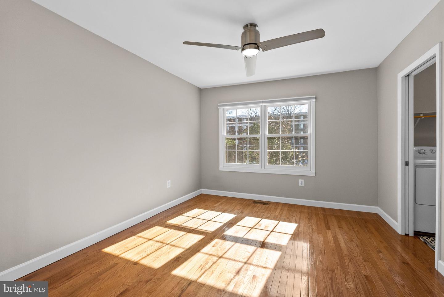 818 WOLFE ST, ALEXANDRIA, Virginia 22314, 3 Bedrooms Bedrooms, ,1 BathroomBathrooms,Residential,For sale,818 WOLFE ST,VAAX2053776 MLS # VAAX2053776