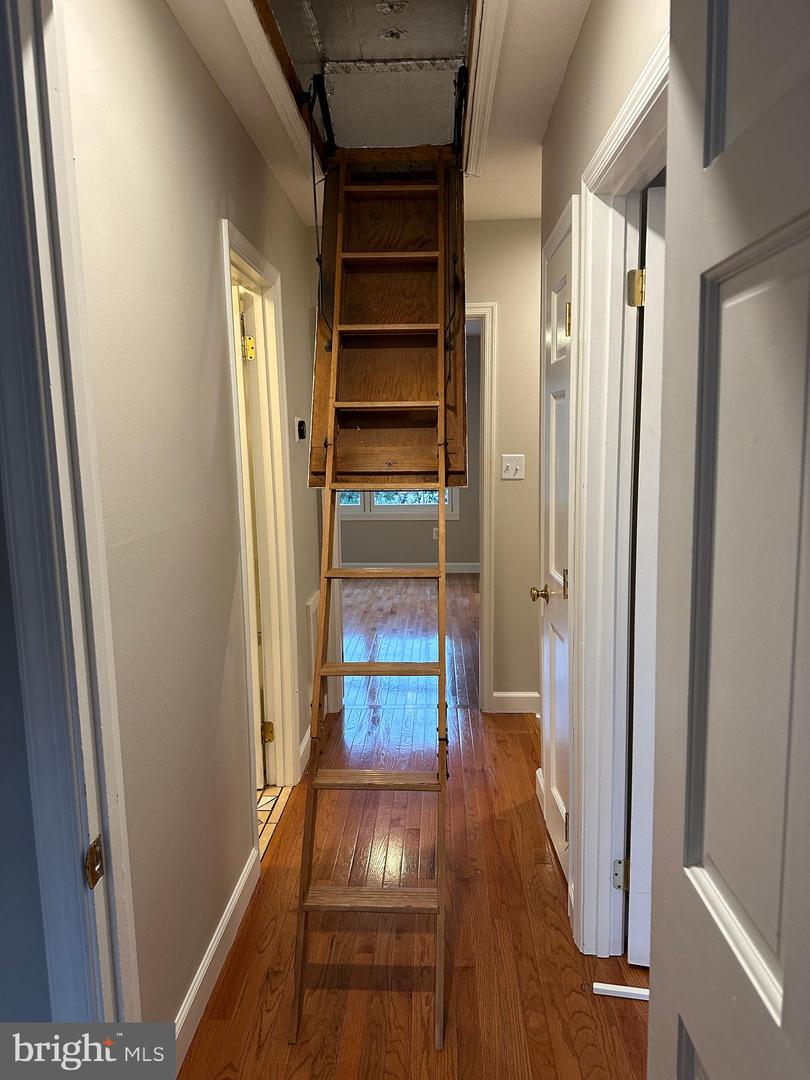 818 WOLFE ST, ALEXANDRIA, Virginia 22314, 3 Bedrooms Bedrooms, ,1 BathroomBathrooms,Residential,For sale,818 WOLFE ST,VAAX2053776 MLS # VAAX2053776