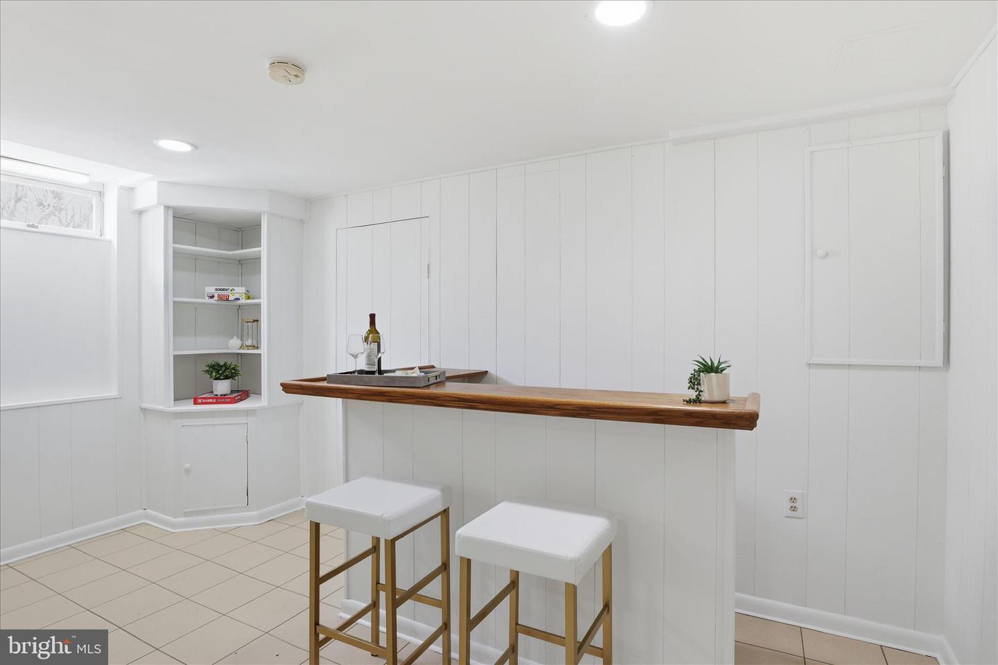 9810 OLEANDER AVE, VIENNA, Virginia 22181, 5 Bedrooms Bedrooms, ,4 BathroomsBathrooms,Residential,For sale,9810 OLEANDER AVE,VAFX2288944 MLS # VAFX2288944