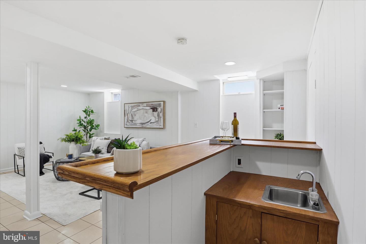 9810 OLEANDER AVE, VIENNA, Virginia 22181, 5 Bedrooms Bedrooms, ,4 BathroomsBathrooms,Residential,For sale,9810 OLEANDER AVE,VAFX2288944 MLS # VAFX2288944