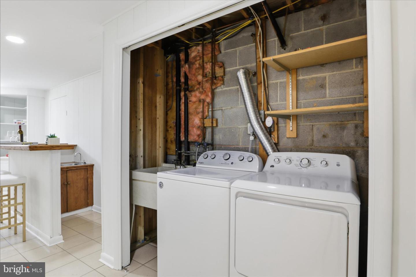 9810 OLEANDER AVE, VIENNA, Virginia 22181, 5 Bedrooms Bedrooms, ,4 BathroomsBathrooms,Residential,For sale,9810 OLEANDER AVE,VAFX2288944 MLS # VAFX2288944