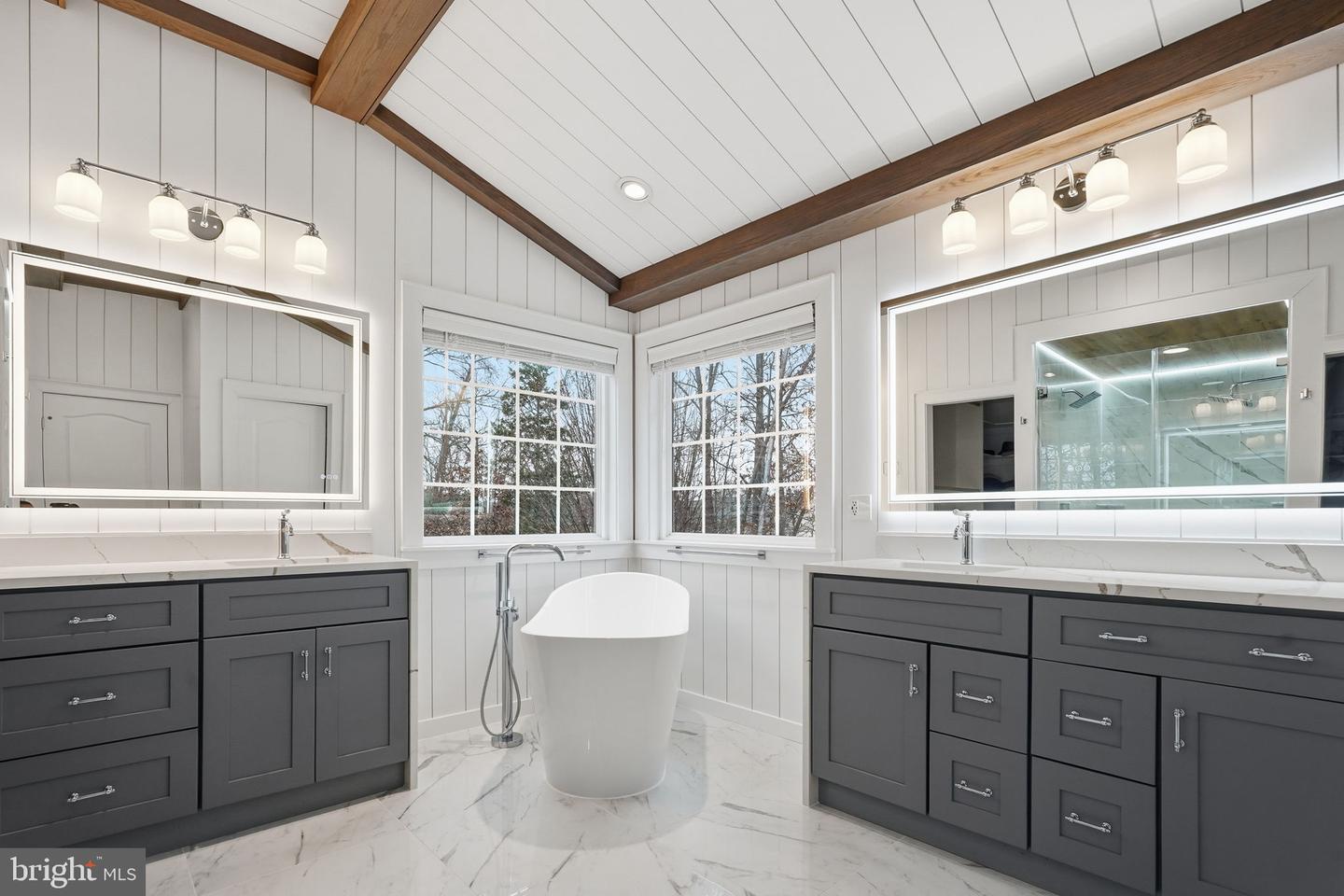 13826 ESTATE MANOR DR, GAINESVILLE, Virginia 20155, 4 Bedrooms Bedrooms, ,4 BathroomsBathrooms,Residential,For sale,13826 ESTATE MANOR DR,VAPW2111876 MLS # VAPW2111876