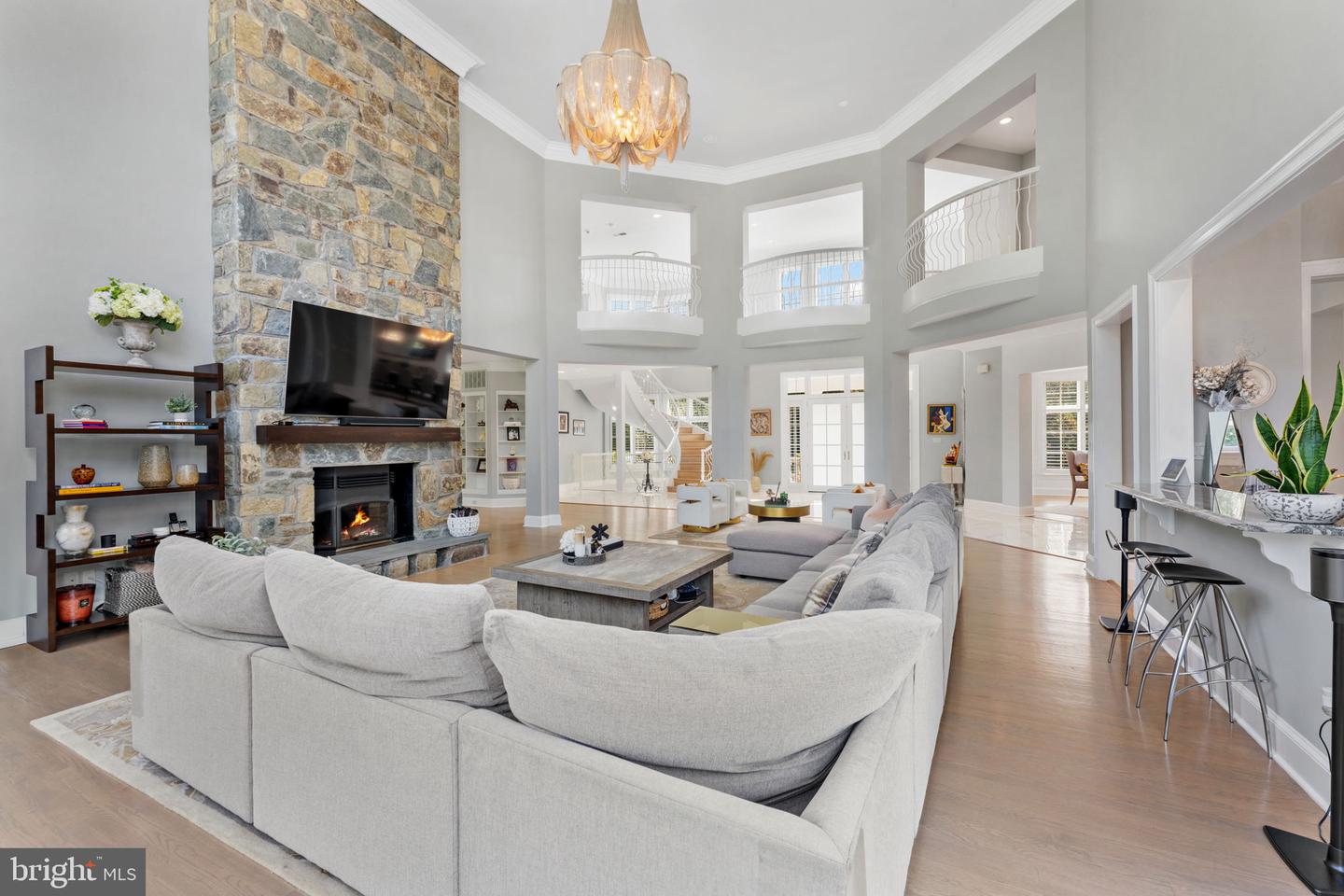 9500 GEORGETOWN PIKE, GREAT FALLS, Virginia 22066, 6 Bedrooms Bedrooms, ,7 BathroomsBathrooms,Residential,For sale,9500 GEORGETOWN PIKE,VAFX2289016 MLS # VAFX2289016