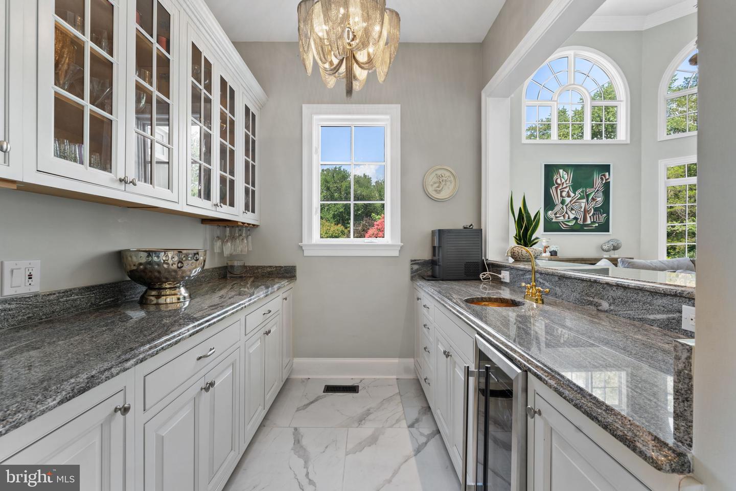 9500 GEORGETOWN PIKE, GREAT FALLS, Virginia 22066, 6 Bedrooms Bedrooms, ,7 BathroomsBathrooms,Residential,For sale,9500 GEORGETOWN PIKE,VAFX2289016 MLS # VAFX2289016