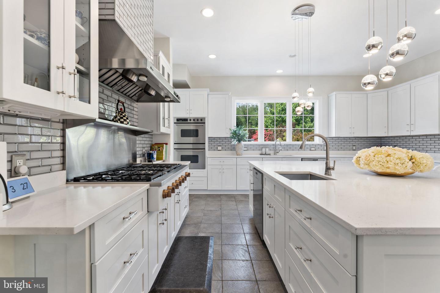 9500 GEORGETOWN PIKE, GREAT FALLS, Virginia 22066, 6 Bedrooms Bedrooms, ,7 BathroomsBathrooms,Residential,For sale,9500 GEORGETOWN PIKE,VAFX2289016 MLS # VAFX2289016