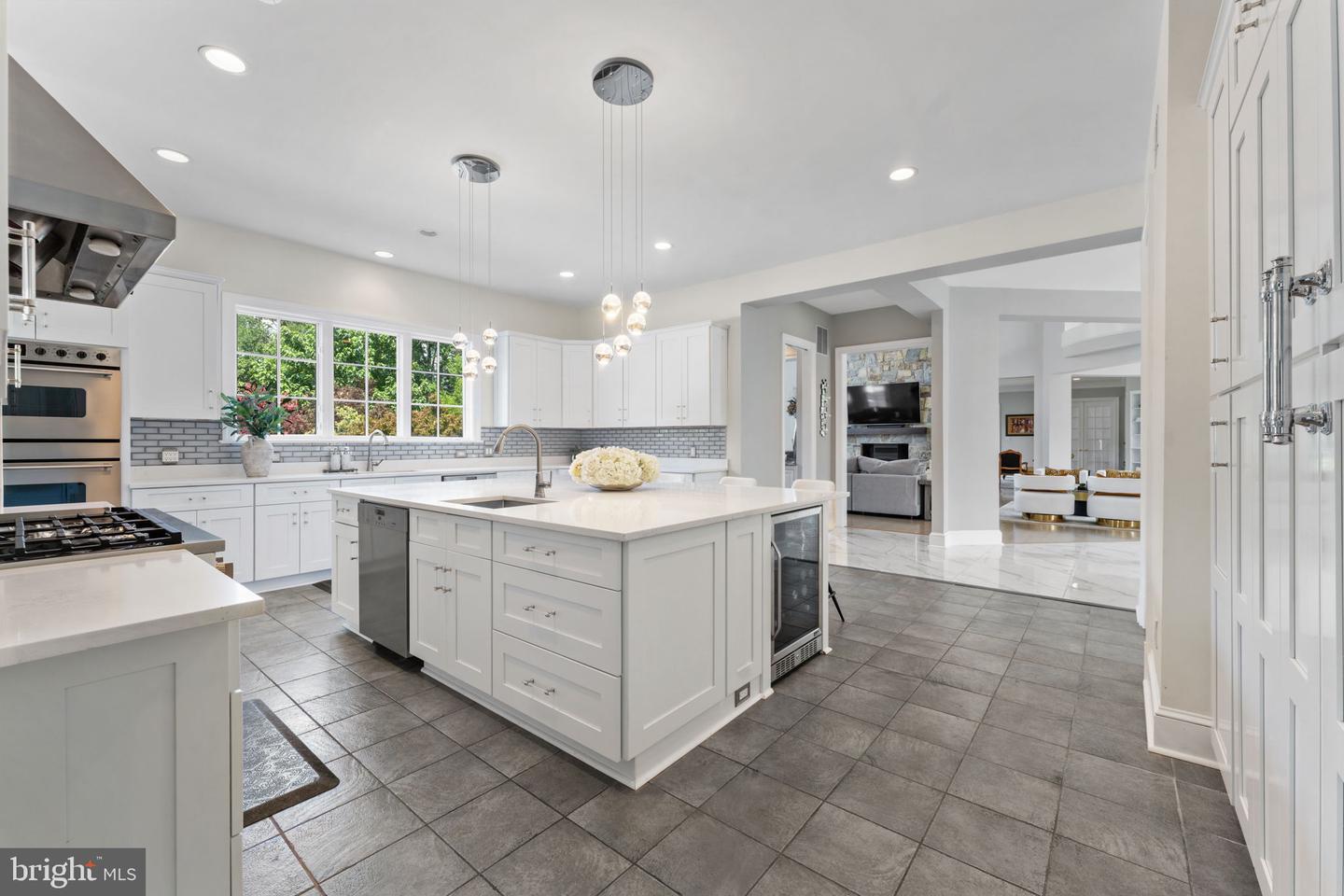 9500 GEORGETOWN PIKE, GREAT FALLS, Virginia 22066, 6 Bedrooms Bedrooms, ,7 BathroomsBathrooms,Residential,For sale,9500 GEORGETOWN PIKE,VAFX2289016 MLS # VAFX2289016