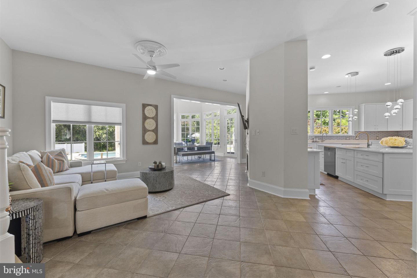 9500 GEORGETOWN PIKE, GREAT FALLS, Virginia 22066, 6 Bedrooms Bedrooms, ,7 BathroomsBathrooms,Residential,For sale,9500 GEORGETOWN PIKE,VAFX2289016 MLS # VAFX2289016