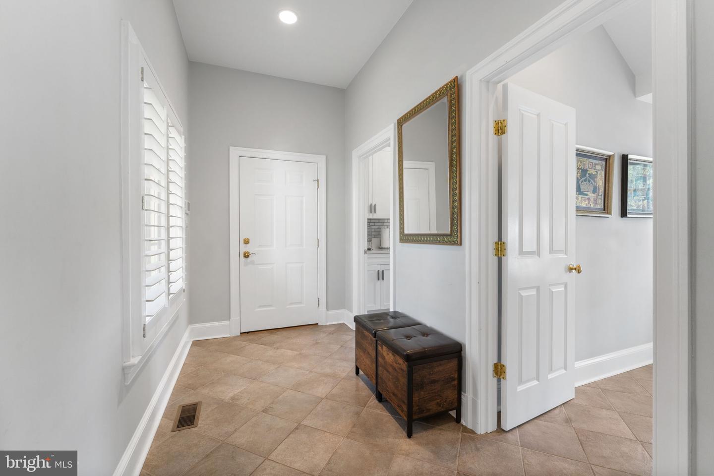 9500 GEORGETOWN PIKE, GREAT FALLS, Virginia 22066, 6 Bedrooms Bedrooms, ,7 BathroomsBathrooms,Residential,For sale,9500 GEORGETOWN PIKE,VAFX2289016 MLS # VAFX2289016