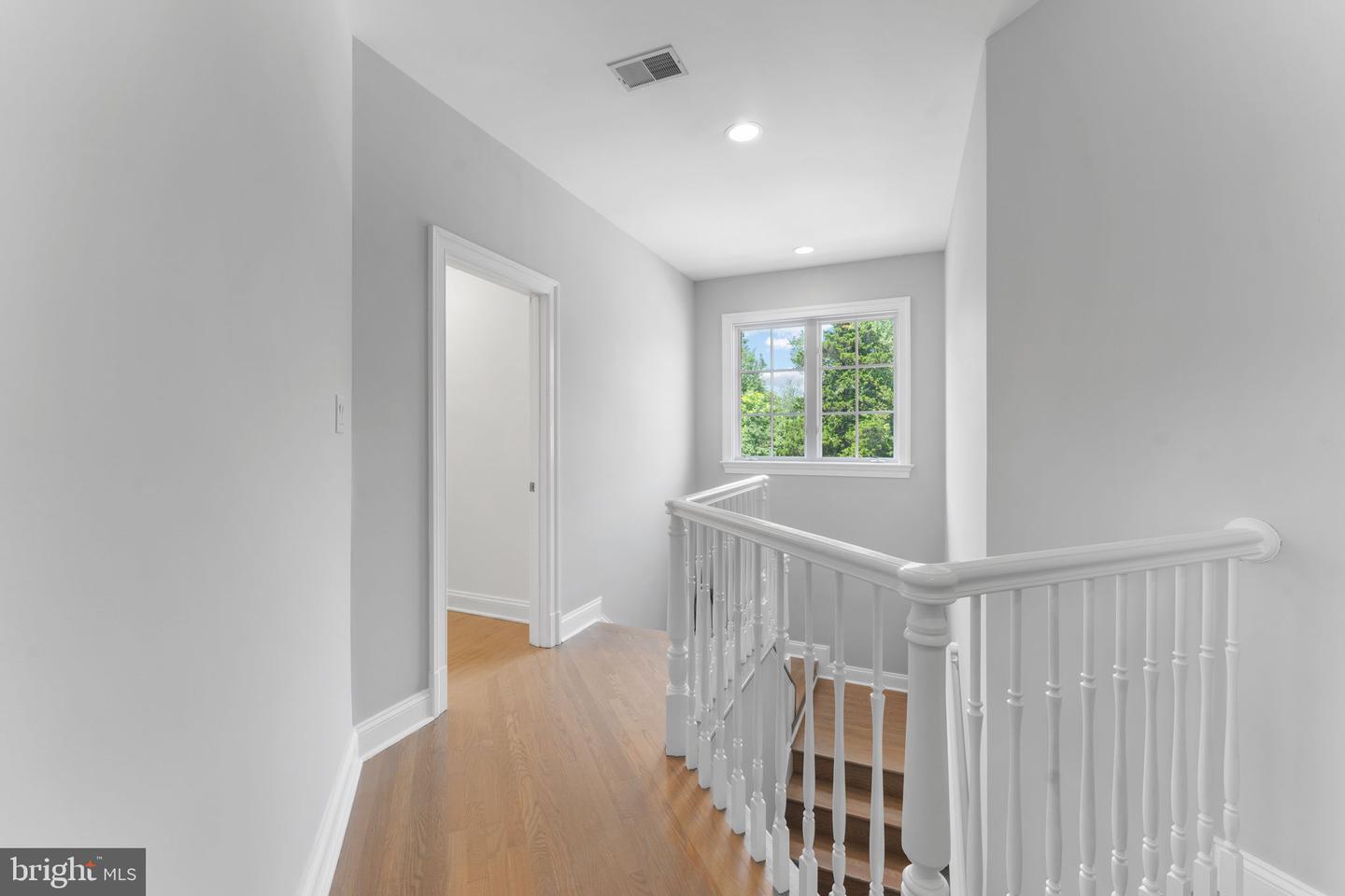 9500 GEORGETOWN PIKE, GREAT FALLS, Virginia 22066, 6 Bedrooms Bedrooms, ,7 BathroomsBathrooms,Residential,For sale,9500 GEORGETOWN PIKE,VAFX2289016 MLS # VAFX2289016