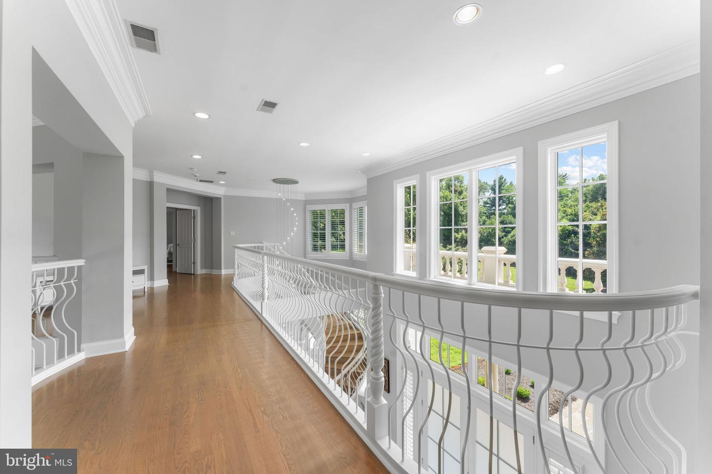 9500 GEORGETOWN PIKE, GREAT FALLS, Virginia 22066, 6 Bedrooms Bedrooms, ,7 BathroomsBathrooms,Residential,For sale,9500 GEORGETOWN PIKE,VAFX2289016 MLS # VAFX2289016