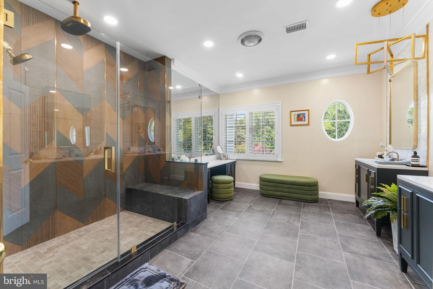 9500 GEORGETOWN PIKE, GREAT FALLS, Virginia 22066, 6 Bedrooms Bedrooms, ,7 BathroomsBathrooms,Residential,For sale,9500 GEORGETOWN PIKE,VAFX2289016 MLS # VAFX2289016