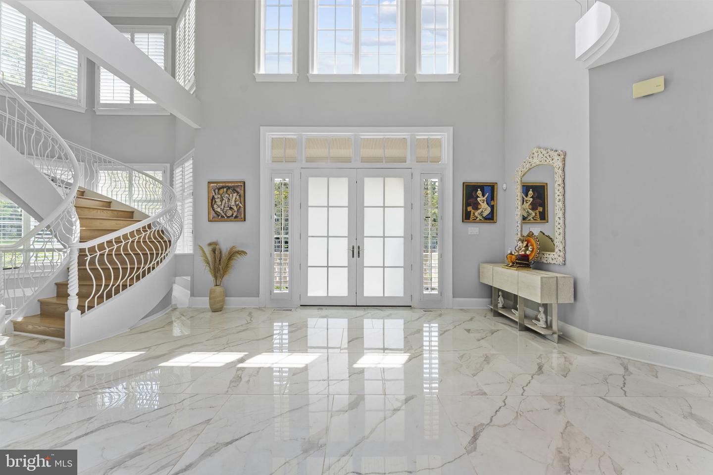 9500 GEORGETOWN PIKE, GREAT FALLS, Virginia 22066, 6 Bedrooms Bedrooms, ,7 BathroomsBathrooms,Residential,For sale,9500 GEORGETOWN PIKE,VAFX2289016 MLS # VAFX2289016