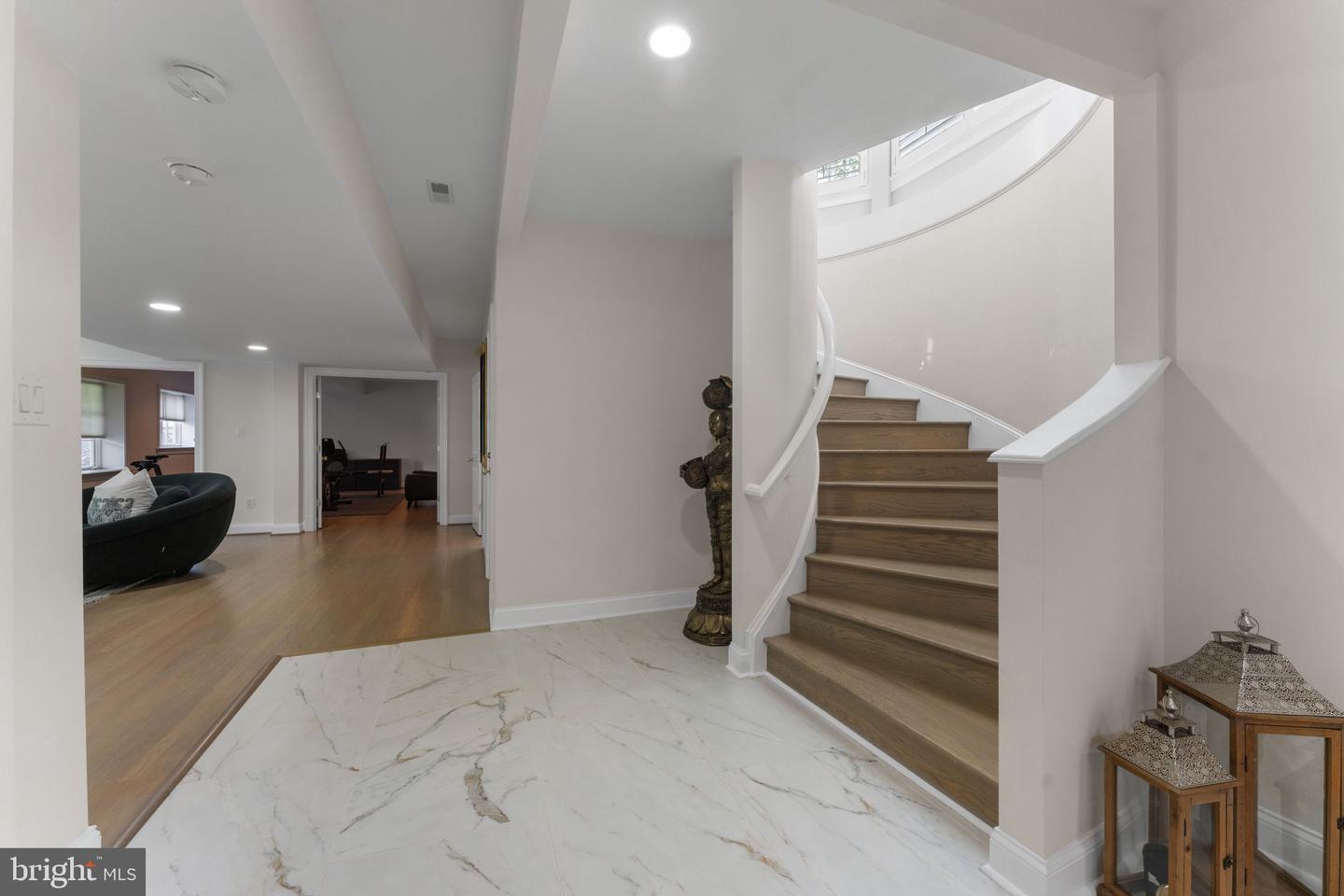 9500 GEORGETOWN PIKE, GREAT FALLS, Virginia 22066, 6 Bedrooms Bedrooms, ,7 BathroomsBathrooms,Residential,For sale,9500 GEORGETOWN PIKE,VAFX2289016 MLS # VAFX2289016