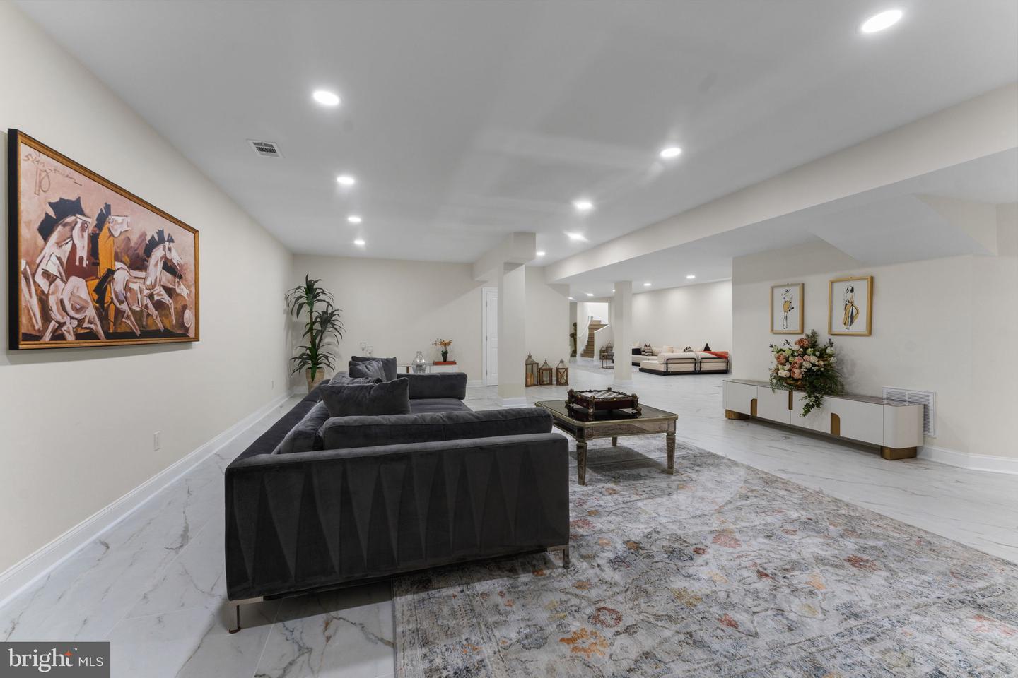 9500 GEORGETOWN PIKE, GREAT FALLS, Virginia 22066, 6 Bedrooms Bedrooms, ,7 BathroomsBathrooms,Residential,For sale,9500 GEORGETOWN PIKE,VAFX2289016 MLS # VAFX2289016