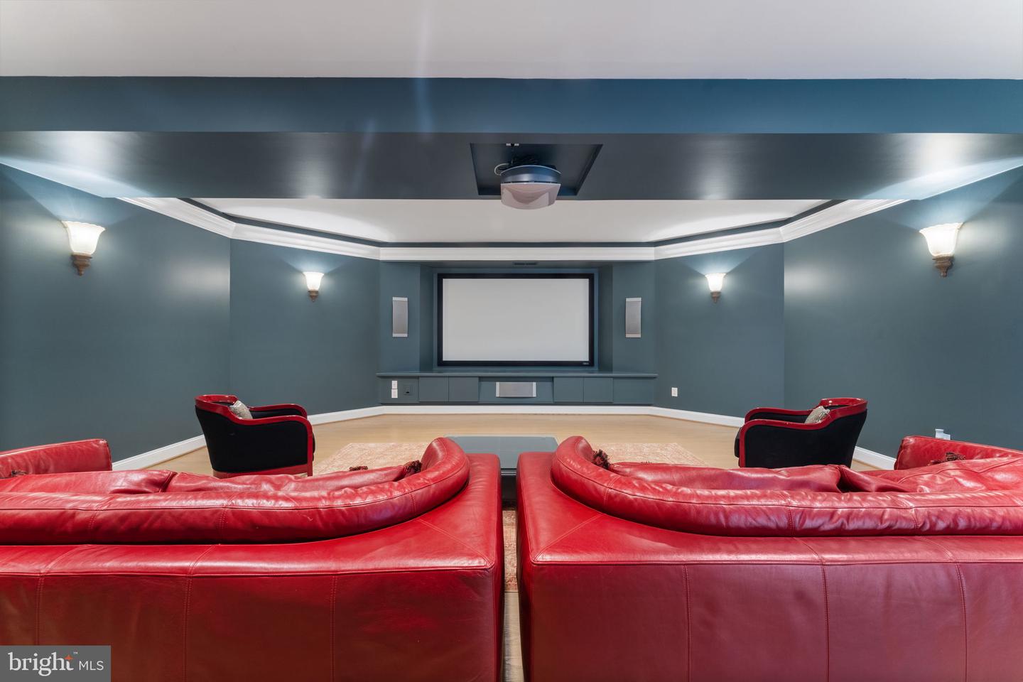 9500 GEORGETOWN PIKE, GREAT FALLS, Virginia 22066, 6 Bedrooms Bedrooms, ,7 BathroomsBathrooms,Residential,For sale,9500 GEORGETOWN PIKE,VAFX2289016 MLS # VAFX2289016