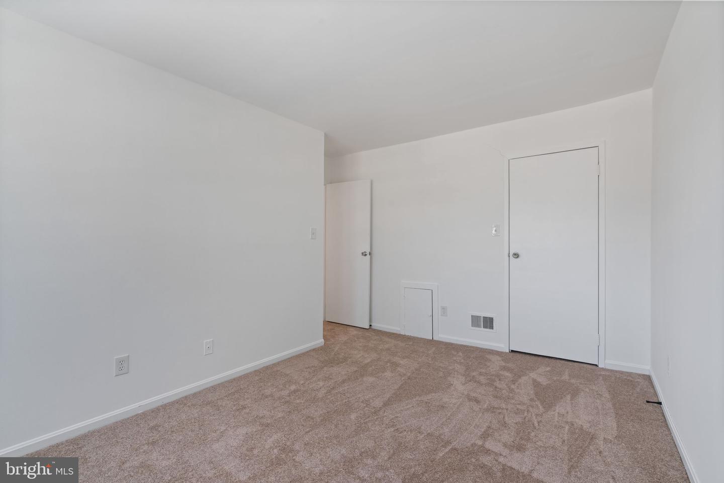 9694 HAGEL CIR #39/C, LORTON, Virginia 22079, 2 Bedrooms Bedrooms, 4 Rooms Rooms,1 BathroomBathrooms,Residential,For sale,9694 HAGEL CIR #39/C,VAFX2289030 MLS # VAFX2289030