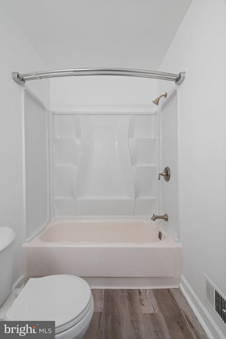 9694 HAGEL CIR #39/C, LORTON, Virginia 22079, 2 Bedrooms Bedrooms, 4 Rooms Rooms,1 BathroomBathrooms,Residential,For sale,9694 HAGEL CIR #39/C,VAFX2289030 MLS # VAFX2289030