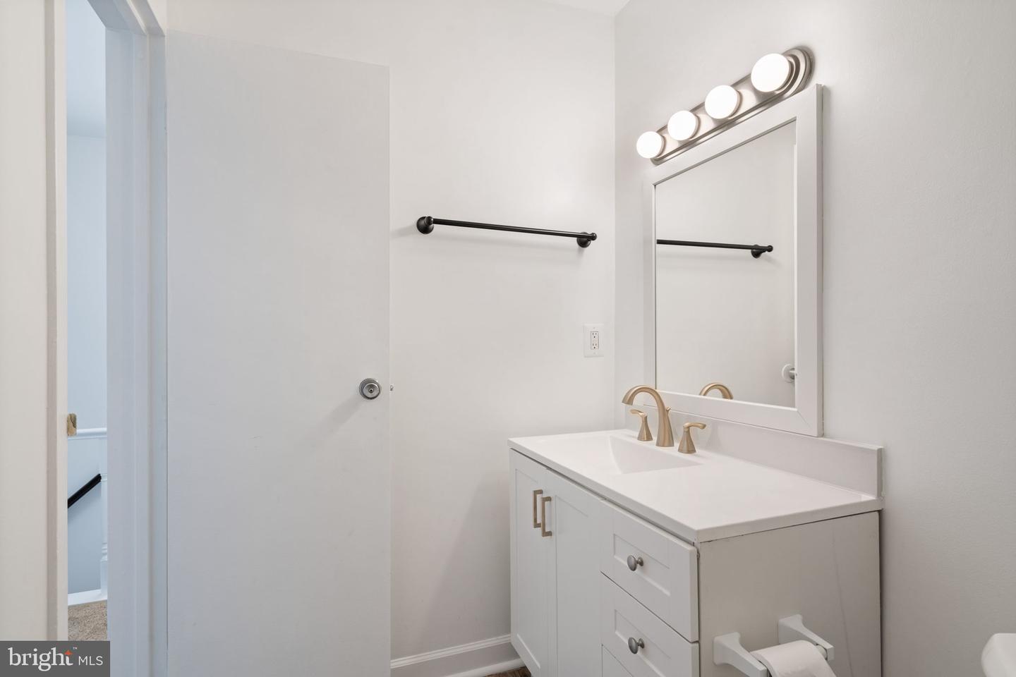 9694 HAGEL CIR #39/C, LORTON, Virginia 22079, 2 Bedrooms Bedrooms, 4 Rooms Rooms,1 BathroomBathrooms,Residential,For sale,9694 HAGEL CIR #39/C,VAFX2289030 MLS # VAFX2289030