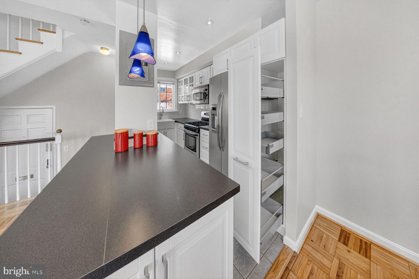 1103 BEVERLEY DR, ALEXANDRIA, Virginia 22302, 2 Bedrooms Bedrooms, ,1 BathroomBathrooms,Residential,For sale,1103 BEVERLEY DR,VAAX2053828 MLS # VAAX2053828