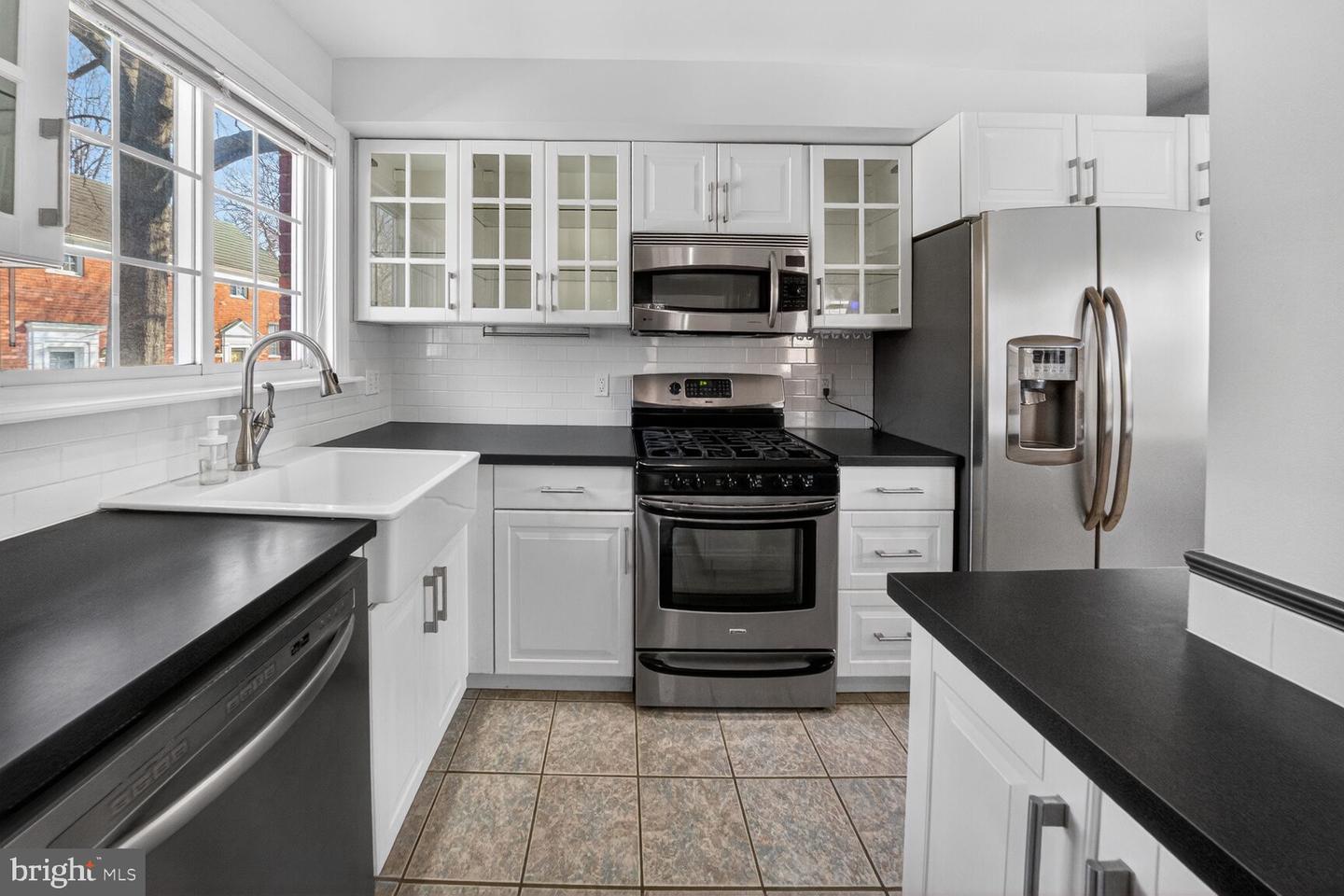 1103 BEVERLEY DR, ALEXANDRIA, Virginia 22302, 2 Bedrooms Bedrooms, ,1 BathroomBathrooms,Residential,For sale,1103 BEVERLEY DR,VAAX2053828 MLS # VAAX2053828