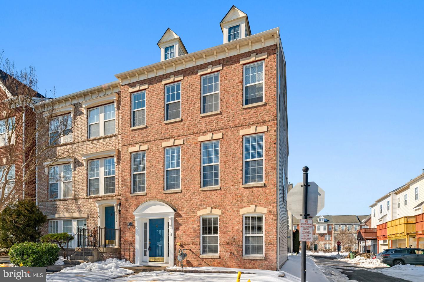 1107 FARRISH PL, FREDERICKSBURG, Virginia 22401, 3 Bedrooms Bedrooms, ,3 BathroomsBathrooms,Residential,For sale,1107 FARRISH PL,VAFB2009614 MLS # VAFB2009614