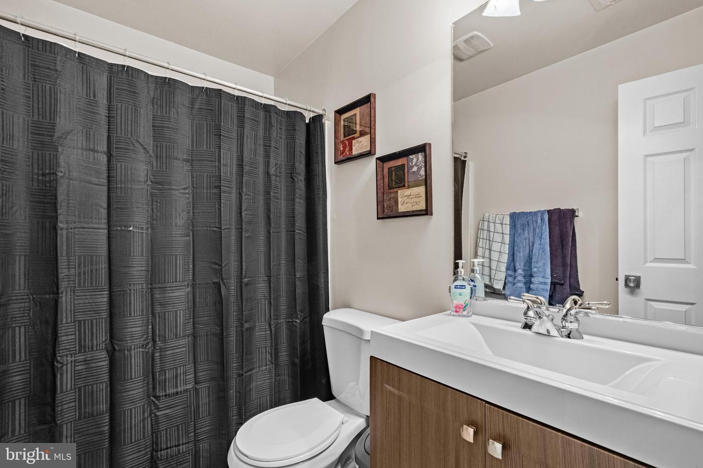 103 CORAL REEF CT, STAFFORD, Virginia 22554, 4 Bedrooms Bedrooms, 10 Rooms Rooms,3 BathroomsBathrooms,Residential,For sale,103 CORAL REEF CT,VAST2045818 MLS # VAST2045818