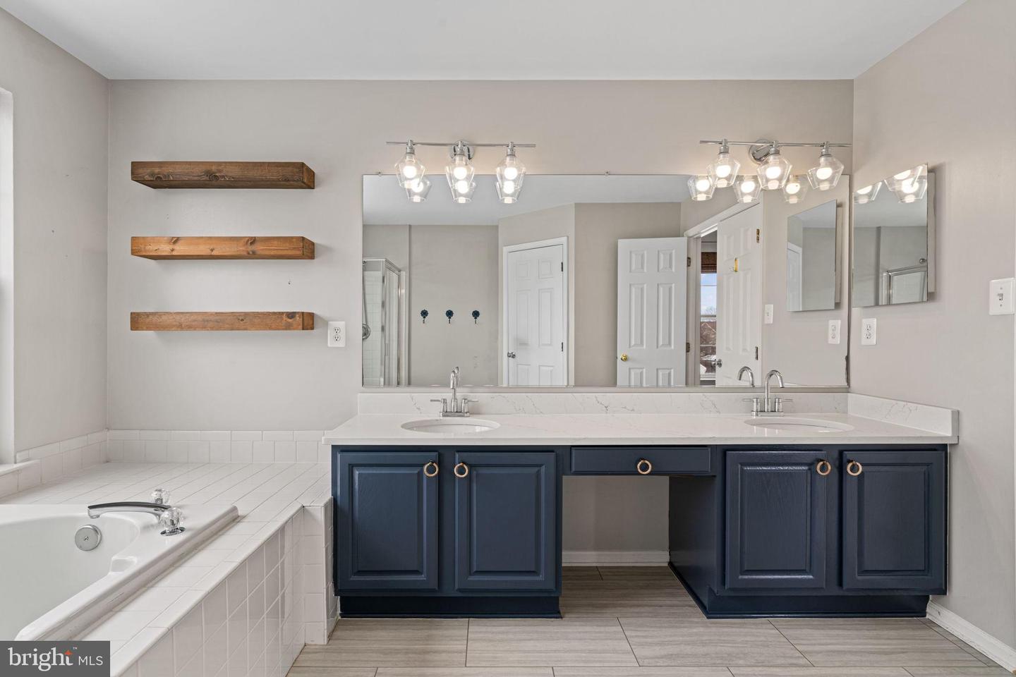 105 BUGLE CT NE, LEESBURG, Virginia 20176, 5 Bedrooms Bedrooms, 16 Rooms Rooms,3 BathroomsBathrooms,Residential,For sale,105 BUGLE CT NE,VALO2115294 MLS # VALO2115294