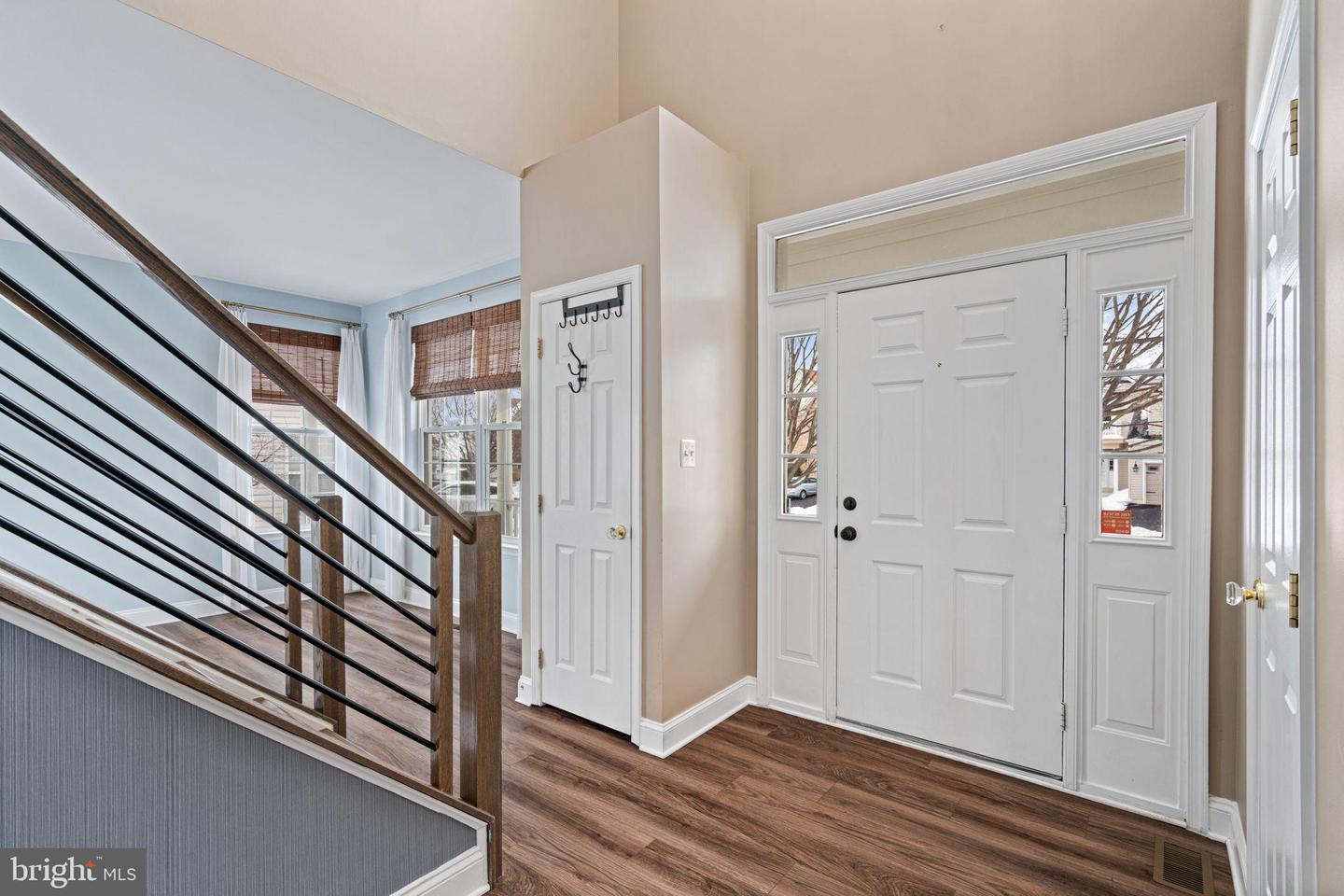 105 BUGLE CT NE, LEESBURG, Virginia 20176, 5 Bedrooms Bedrooms, 16 Rooms Rooms,3 BathroomsBathrooms,Residential,For sale,105 BUGLE CT NE,VALO2115294 MLS # VALO2115294