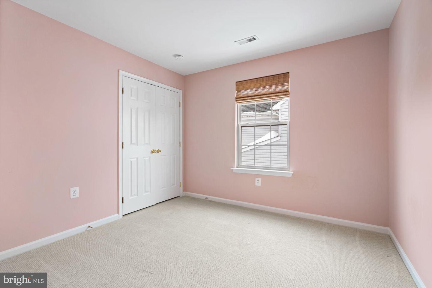 105 BUGLE CT NE, LEESBURG, Virginia 20176, 5 Bedrooms Bedrooms, 16 Rooms Rooms,3 BathroomsBathrooms,Residential,For sale,105 BUGLE CT NE,VALO2115294 MLS # VALO2115294