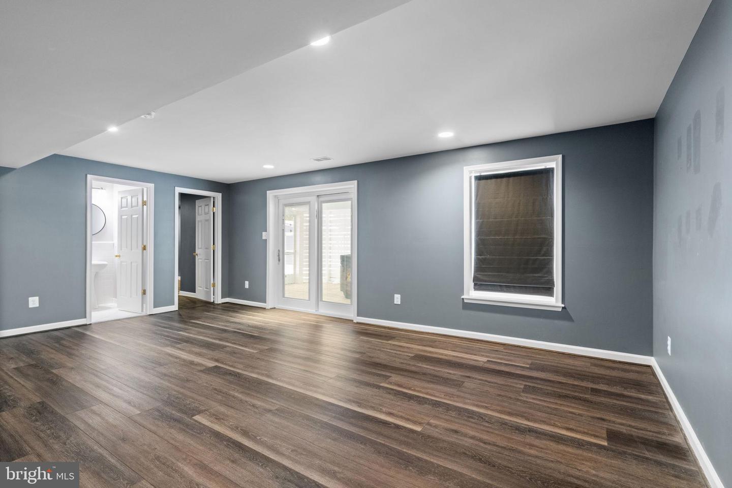 105 BUGLE CT NE, LEESBURG, Virginia 20176, 5 Bedrooms Bedrooms, 16 Rooms Rooms,3 BathroomsBathrooms,Residential,For sale,105 BUGLE CT NE,VALO2115294 MLS # VALO2115294