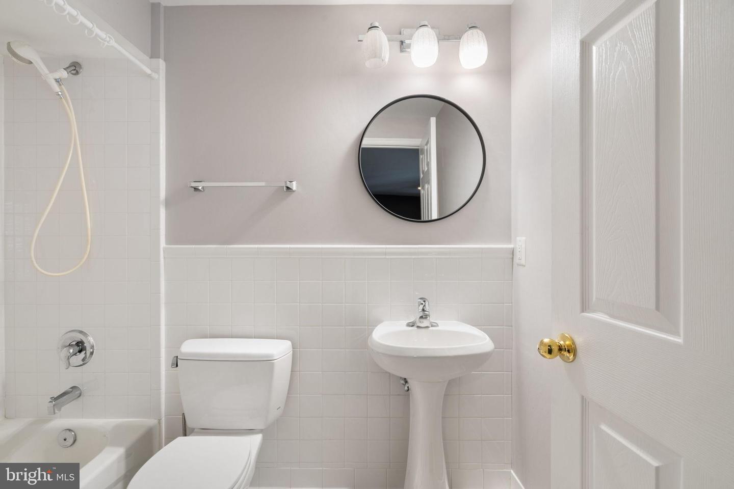 105 BUGLE CT NE, LEESBURG, Virginia 20176, 5 Bedrooms Bedrooms, 16 Rooms Rooms,3 BathroomsBathrooms,Residential,For sale,105 BUGLE CT NE,VALO2115294 MLS # VALO2115294