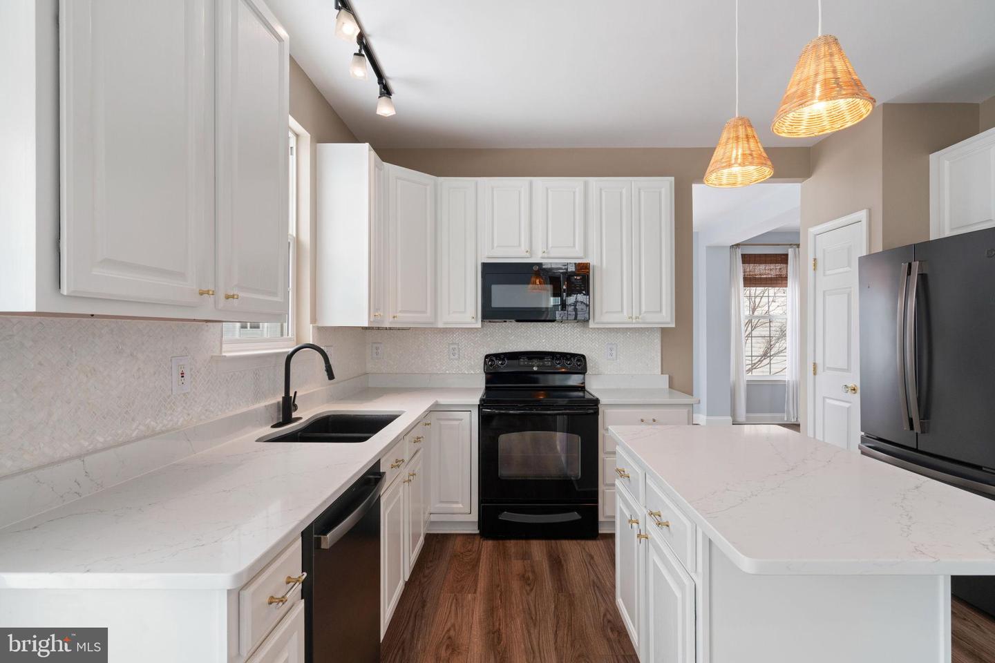 105 BUGLE CT NE, LEESBURG, Virginia 20176, 5 Bedrooms Bedrooms, 16 Rooms Rooms,3 BathroomsBathrooms,Residential,For sale,105 BUGLE CT NE,VALO2115294 MLS # VALO2115294