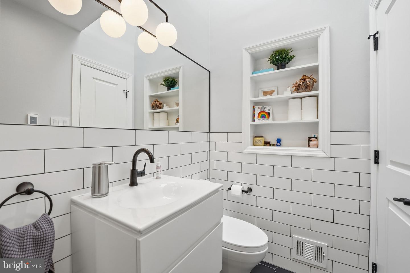 7321 MASONVILLE DR, ANNANDALE, Virginia 22003, 4 Bedrooms Bedrooms, ,3 BathroomsBathrooms,Residential,For sale,7321 MASONVILLE DR,VAFX2289202 MLS # VAFX2289202