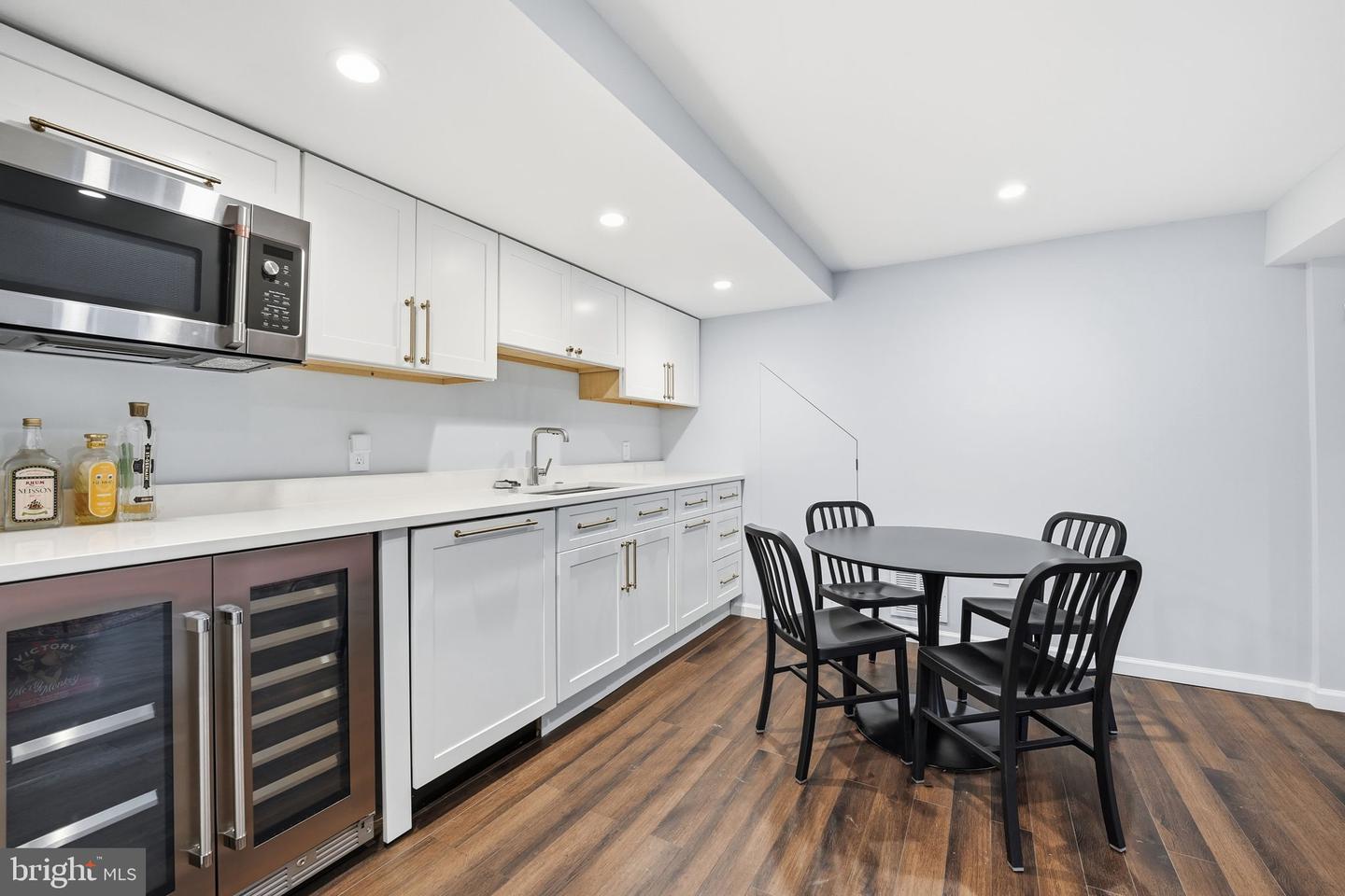 7321 MASONVILLE DR, ANNANDALE, Virginia 22003, 4 Bedrooms Bedrooms, ,3 BathroomsBathrooms,Residential,For sale,7321 MASONVILLE DR,VAFX2289202 MLS # VAFX2289202