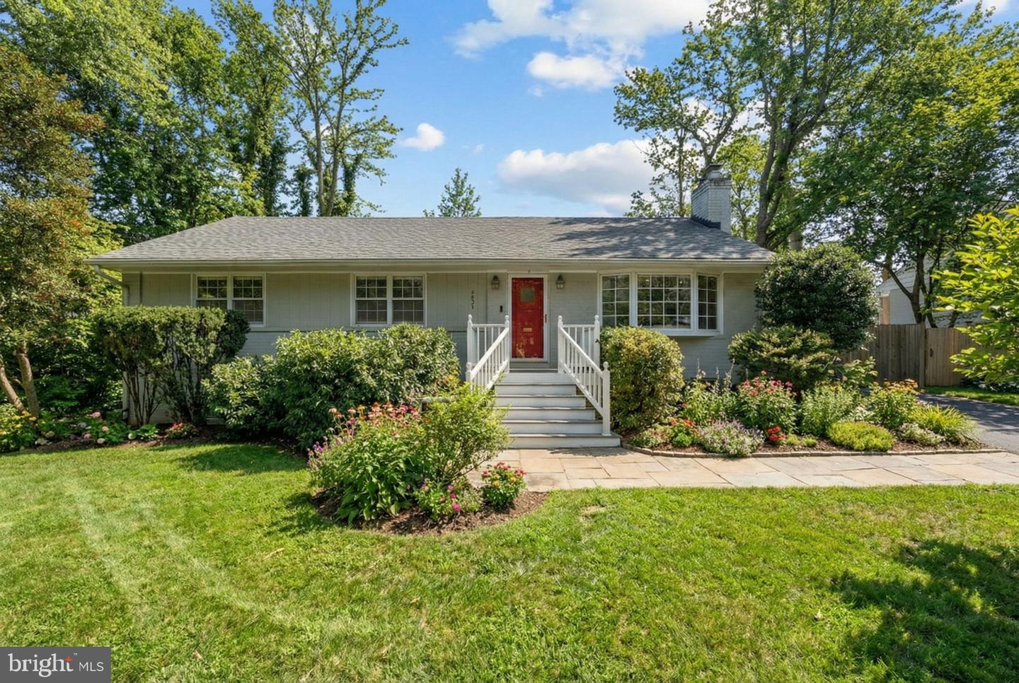 7321 MASONVILLE DR, ANNANDALE, Virginia 22003, 4 Bedrooms Bedrooms, ,3 BathroomsBathrooms,Residential,For sale,7321 MASONVILLE DR,VAFX2289202 MLS # VAFX2289202