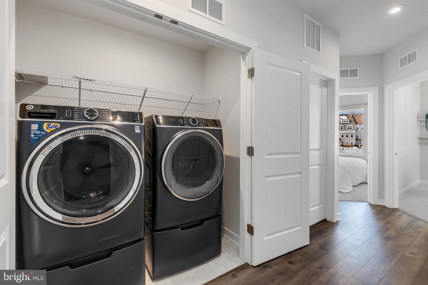 1701 AUTUMN MAPLE LEAF DR, DUMFRIES, Virginia 22026, 4 Bedrooms Bedrooms, ,3 BathroomsBathrooms,Residential,For sale,1701 AUTUMN MAPLE LEAF DR,VAPW2111954 MLS # VAPW2111954