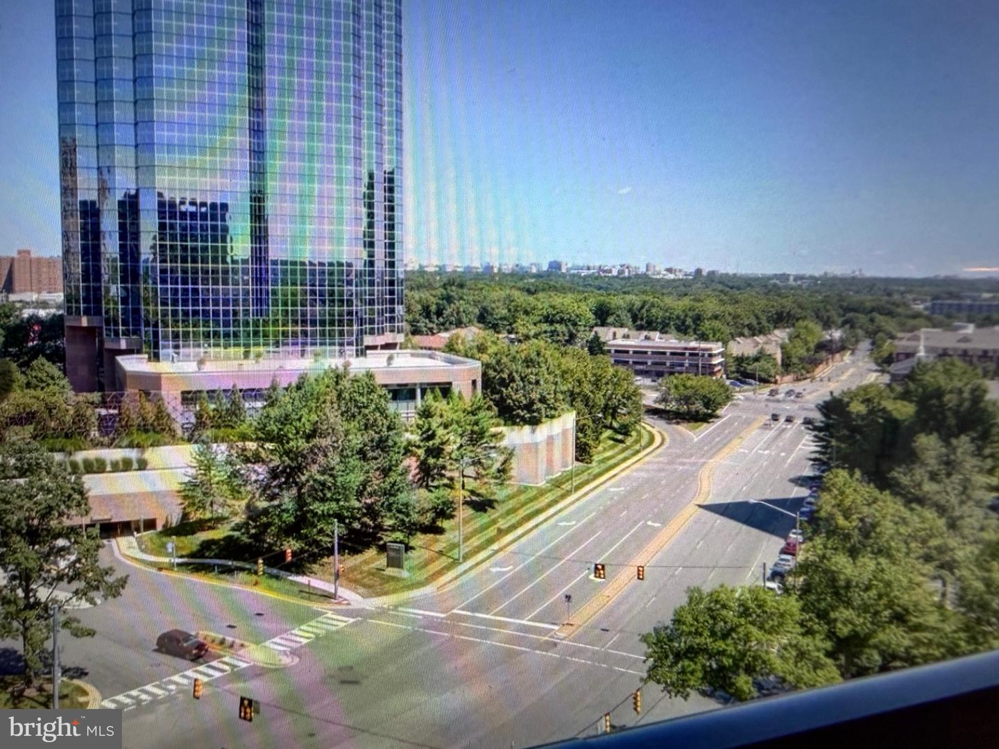 3709 S GEORGE MASON DR #1014E, FALLS CHURCH, Virginia 22041, 3 Bedrooms Bedrooms, ,2 BathroomsBathrooms,Residential,For sale,3709 S GEORGE MASON DR #1014E,VAFX2289230 MLS # VAFX2289230