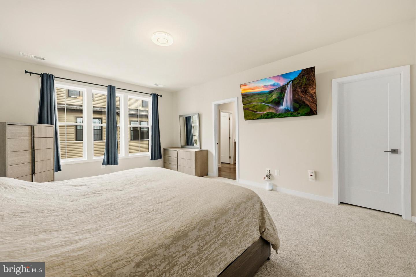 43416 GRANDMOORE ST, ASHBURN, Virginia 20148, 4 Bedrooms Bedrooms, ,3 BathroomsBathrooms,Residential,For sale,43416 GRANDMOORE ST,VALO2115310 MLS # VALO2115310