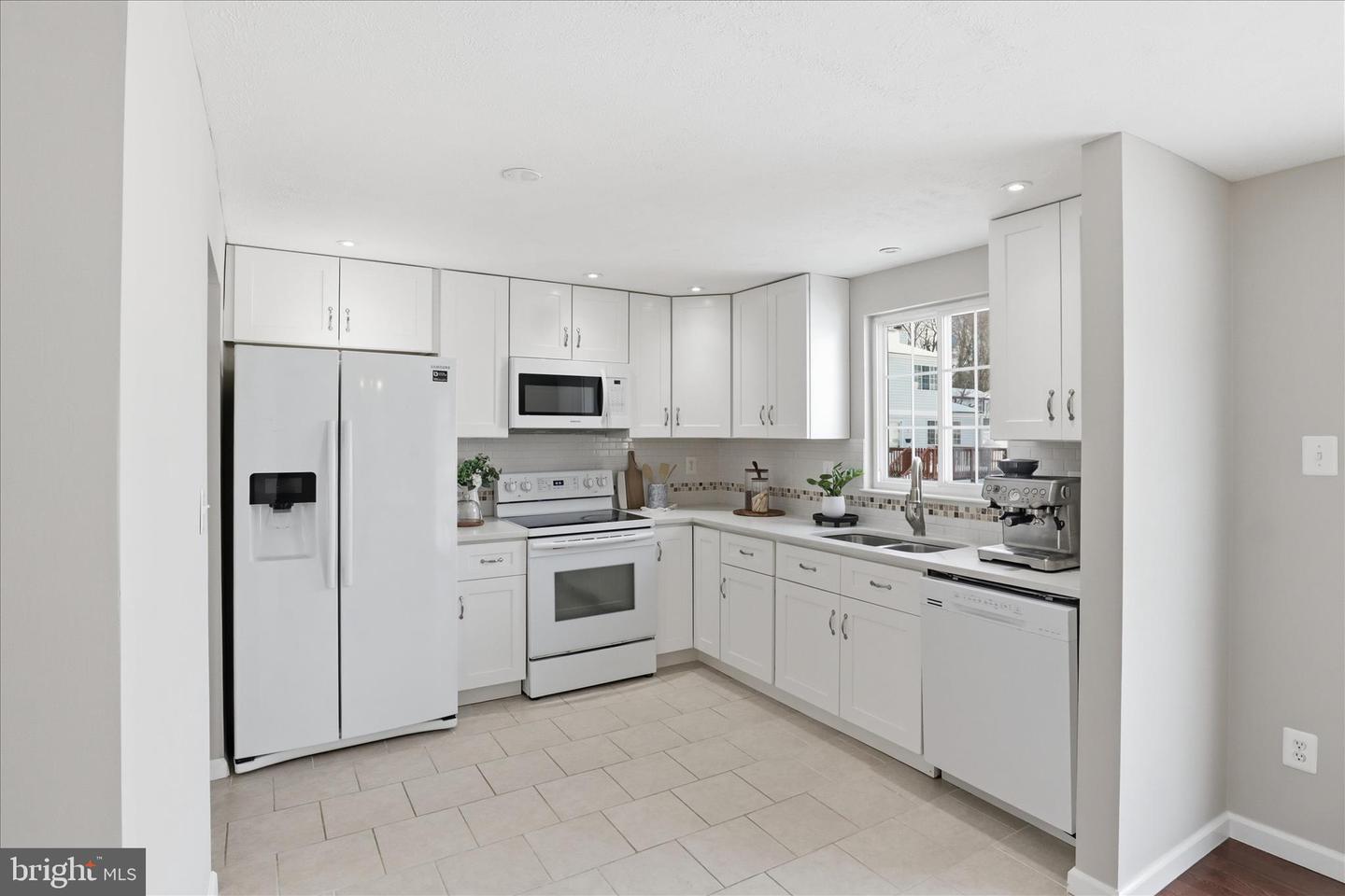 9404 WROUGHT IRON CT, FAIRFAX, Virginia 22032, 4 Bedrooms Bedrooms, ,2 BathroomsBathrooms,Residential,For sale,9404 WROUGHT IRON CT,VAFX2289274 MLS # VAFX2289274