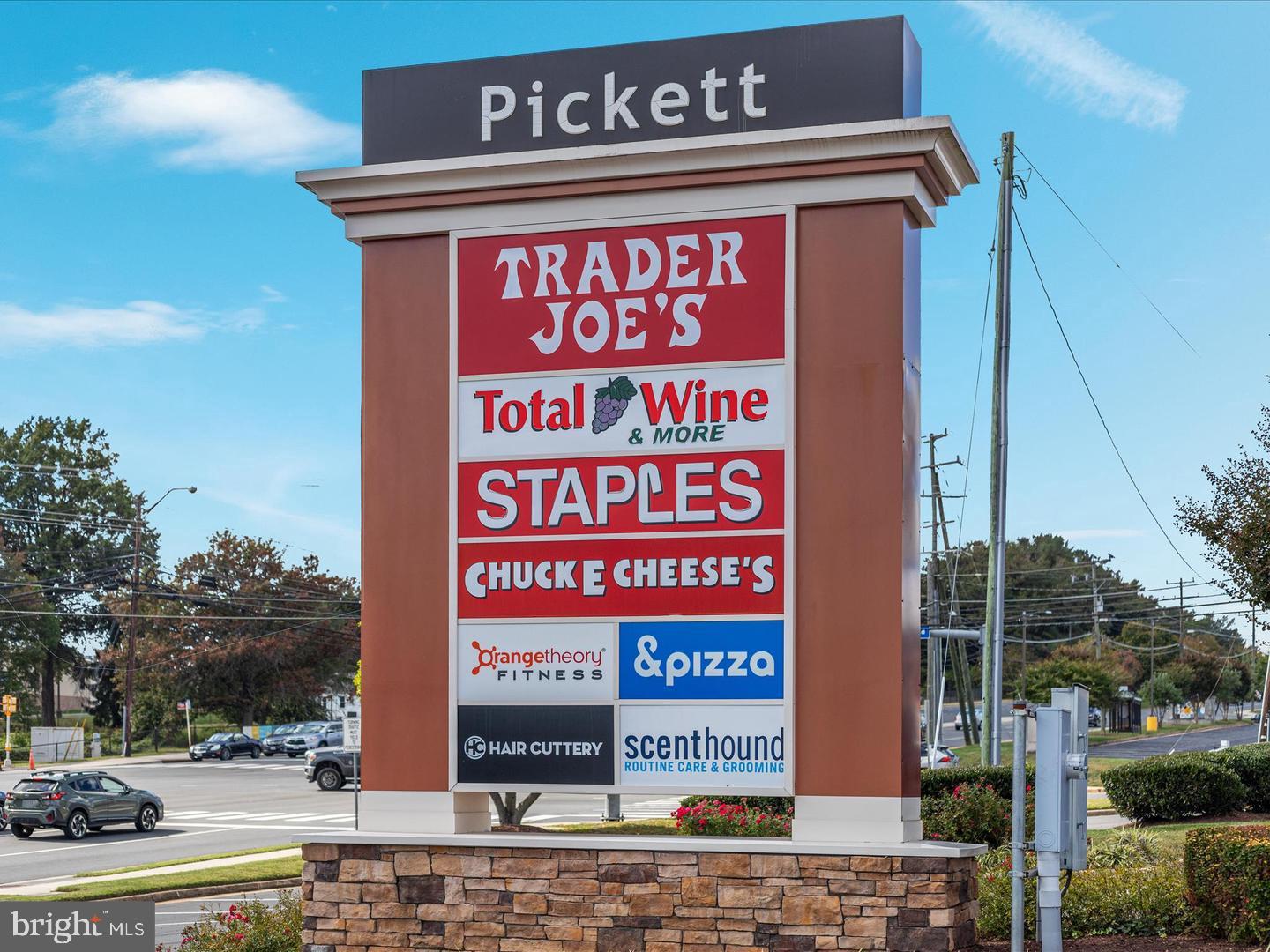 9404 WROUGHT IRON CT, FAIRFAX, Virginia 22032, 4 Bedrooms Bedrooms, ,2 BathroomsBathrooms,Residential,For sale,9404 WROUGHT IRON CT,VAFX2289274 MLS # VAFX2289274