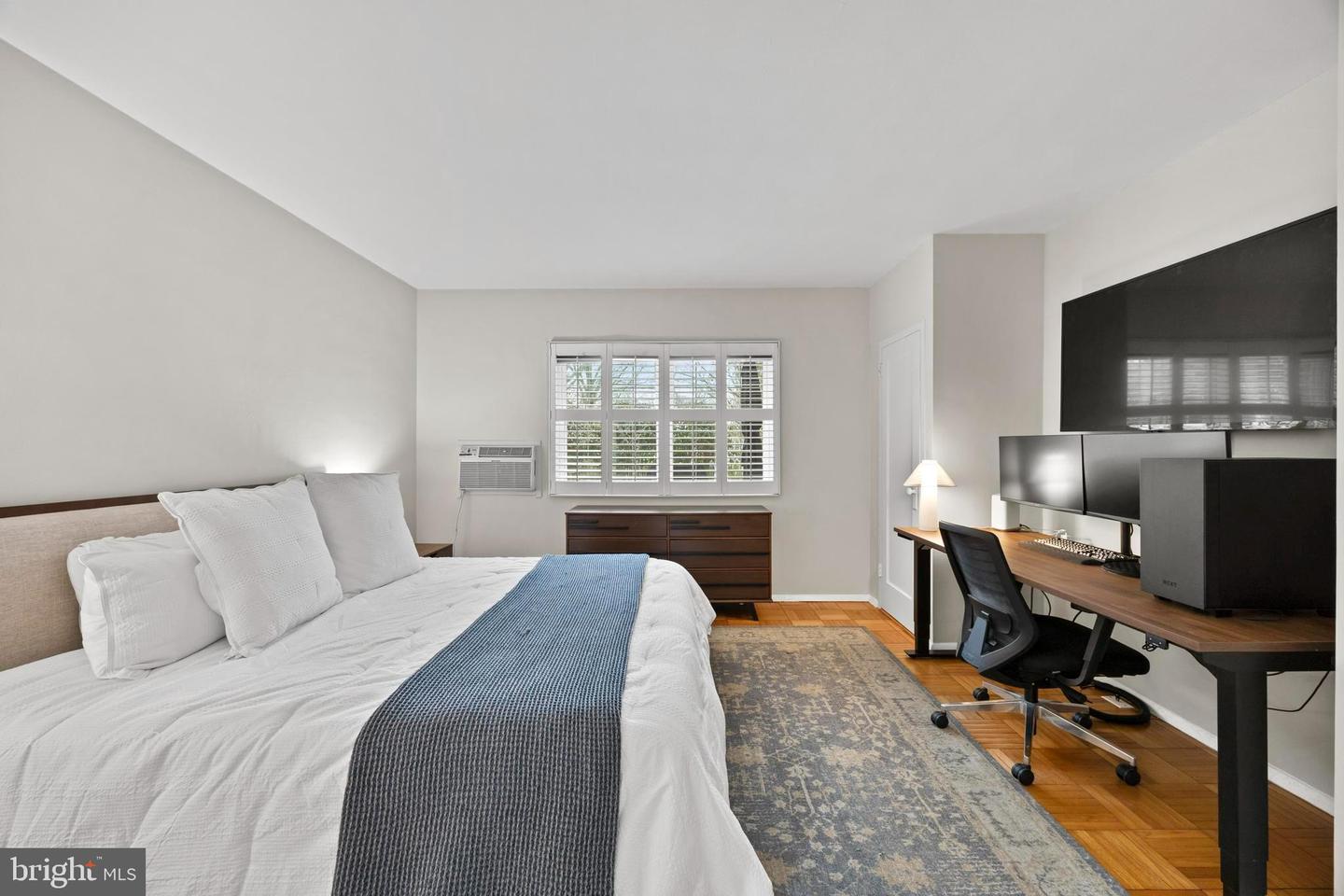 3363 MARTHA CUSTIS DR, ALEXANDRIA, Virginia 22302, 1 Bedroom Bedrooms, ,1 BathroomBathrooms,Residential,For sale,3363 MARTHA CUSTIS DR,VAAX2053874 MLS # VAAX2053874