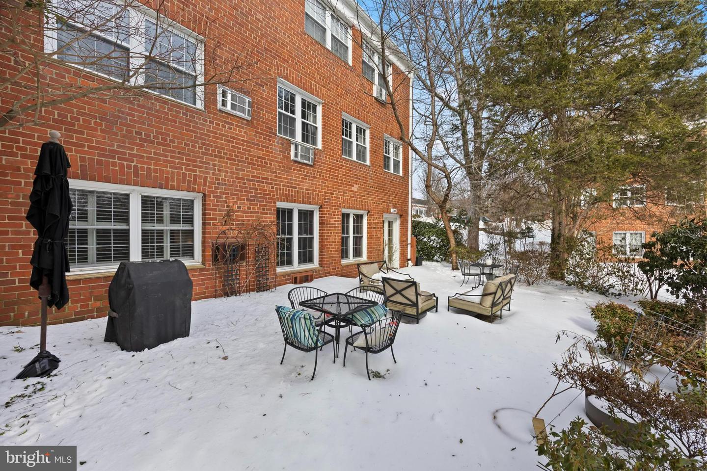 3363 MARTHA CUSTIS DR, ALEXANDRIA, Virginia 22302, 1 Bedroom Bedrooms, ,1 BathroomBathrooms,Residential,For sale,3363 MARTHA CUSTIS DR,VAAX2053874 MLS # VAAX2053874