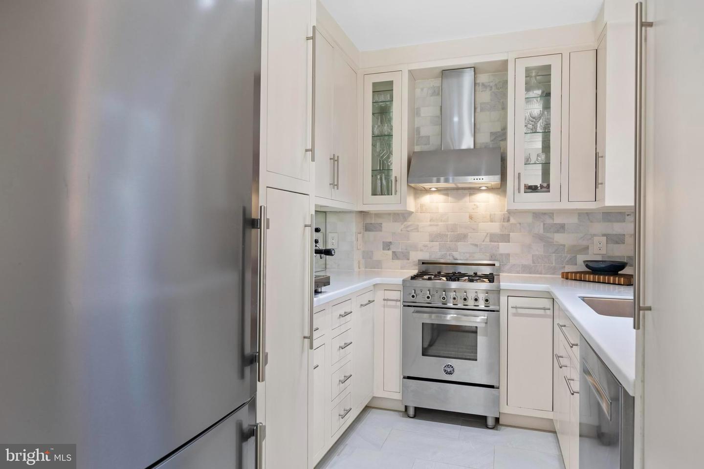 3363 MARTHA CUSTIS DR, ALEXANDRIA, Virginia 22302, 1 Bedroom Bedrooms, ,1 BathroomBathrooms,Residential,For sale,3363 MARTHA CUSTIS DR,VAAX2053874 MLS # VAAX2053874