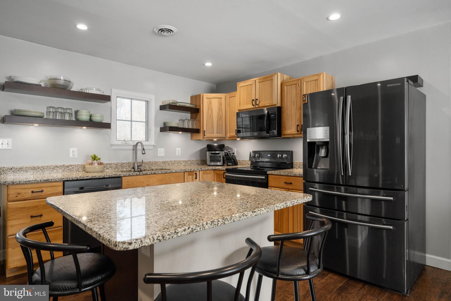 10412 HILLSIDE LN, FREDERICKSBURG, Virginia 22408, 3 Bedrooms Bedrooms, ,2 BathroomsBathrooms,Residential,For sale,10412 HILLSIDE LN,VASP2039114 MLS # VASP2039114