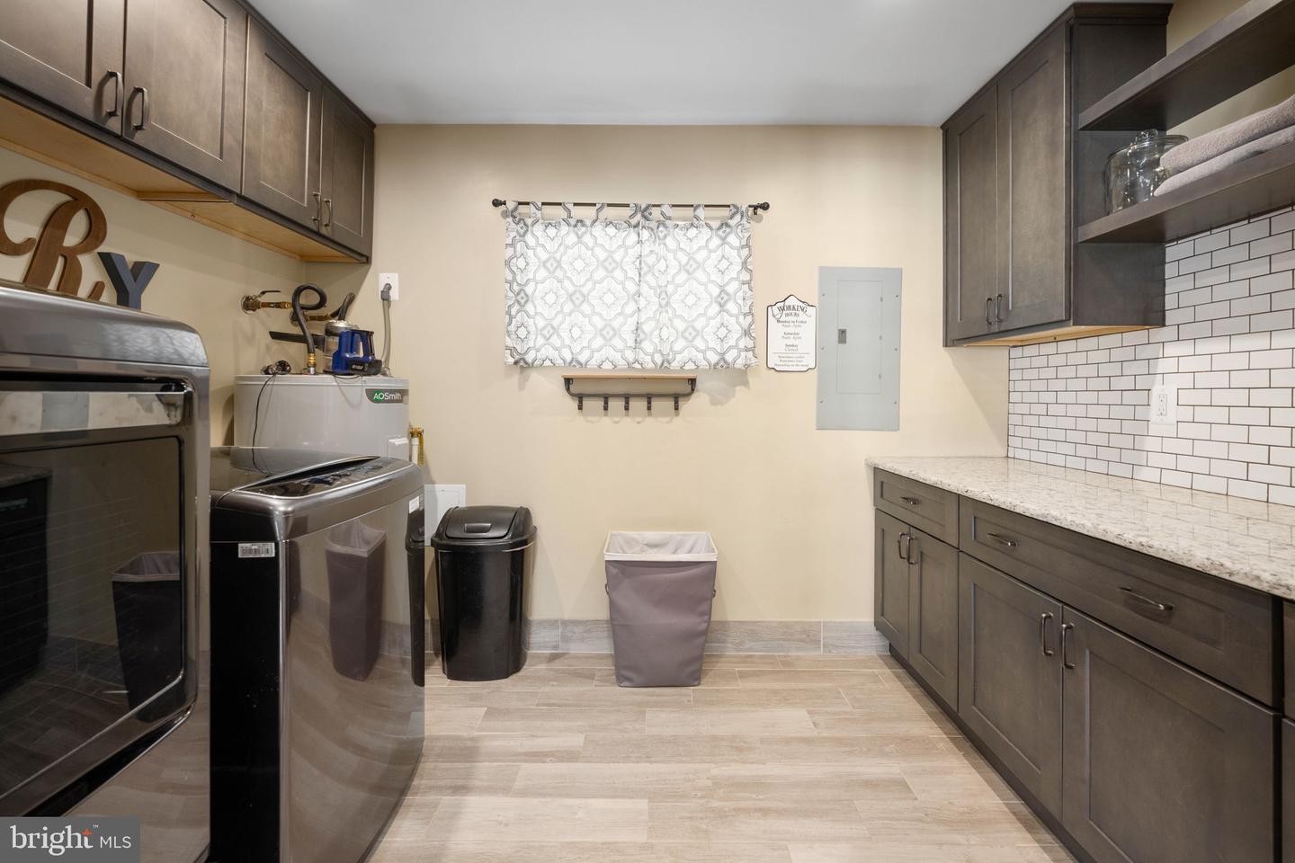 10412 HILLSIDE LN, FREDERICKSBURG, Virginia 22408, 3 Bedrooms Bedrooms, ,2 BathroomsBathrooms,Residential,For sale,10412 HILLSIDE LN,VASP2039114 MLS # VASP2039114